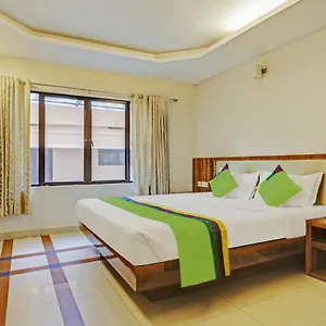 Treebo Trend Time Square Marine Drive 3* Kochi