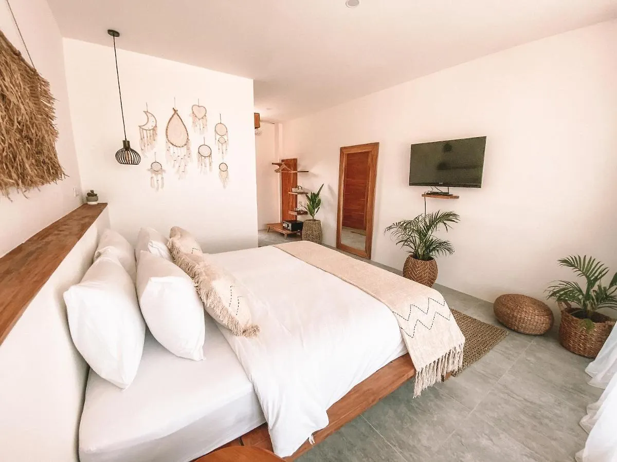 Arya Wellness - Female Only Hostel Ubud